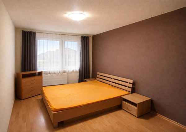 Na prenájom 3 izbový byt - Nitra, Murániho