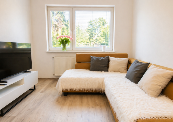 EXKLUZÍVNE – 2-izbový zariadený,bezbariérový byt s parkovaním, pivnicou a klimatizáciou