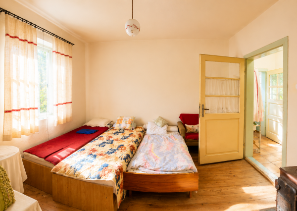 🏡 NA PREDAJ: 3-izbový vidiecky dom s veľkou záhradou – Horný Vinodol