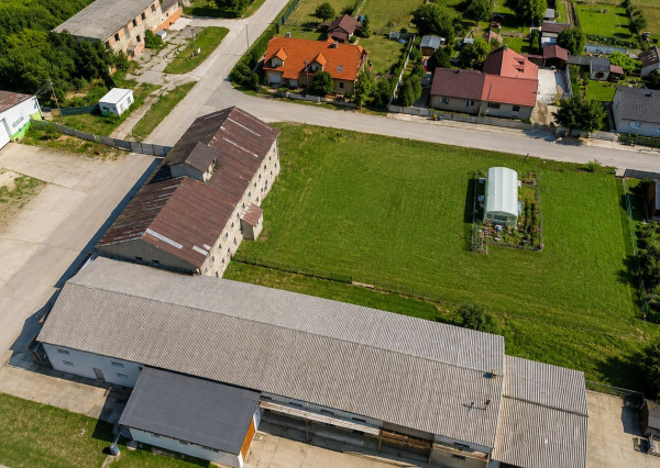 Jedinečný industriálny priestor: Na predaj historická sýpka na bývanie i podnikanie