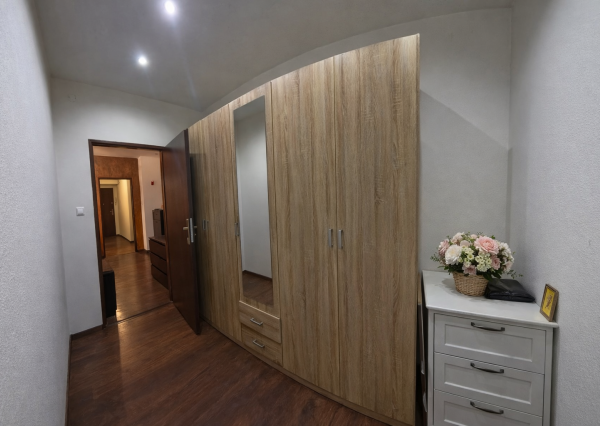 REZERVOVANÉ - Prenájom 2,5-izbového bytu– Ďurková,NR