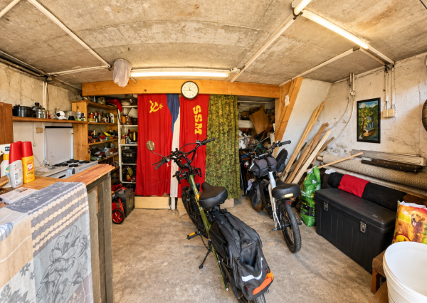 Chata s celoročným využitím a terasou | Bojná | pozemok 399 m²