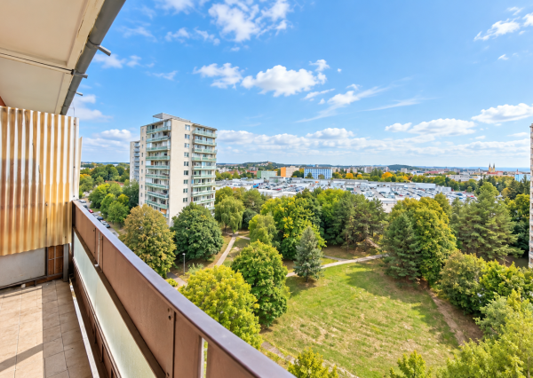 Priestranný 2-izbový byt – Nitra, Chrenová