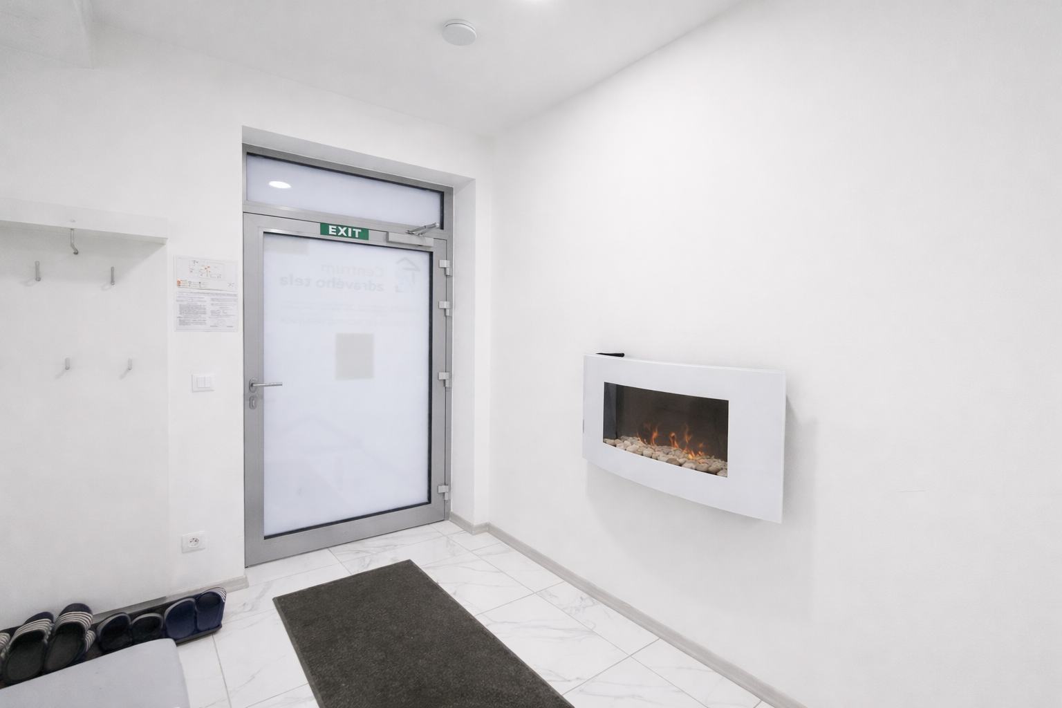 Obchodno-prevádzkové priestory v Seredi NA PRENÁJOM