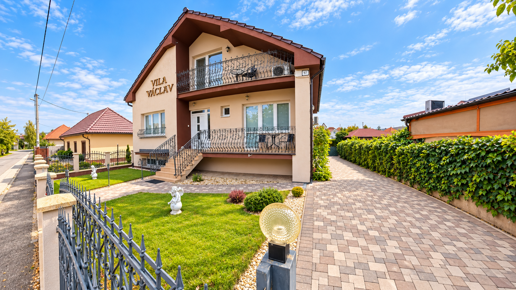 Vila Podhájska - Ubytovacie zariadenie